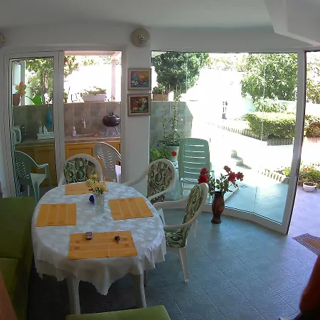 Beach House In Sineva سفيتي فلاس