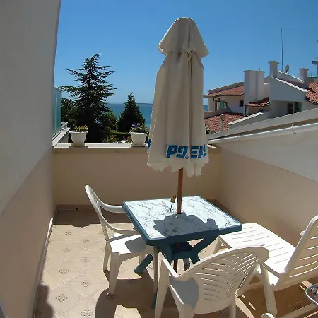 بيت للعطل Beach House In Sineva سفيتي فلاس