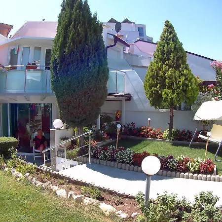 Beach House In Sineva * Sveti Vlas
